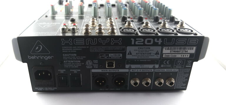 MIKSER BEHRINGER XENYX 1204 USB
