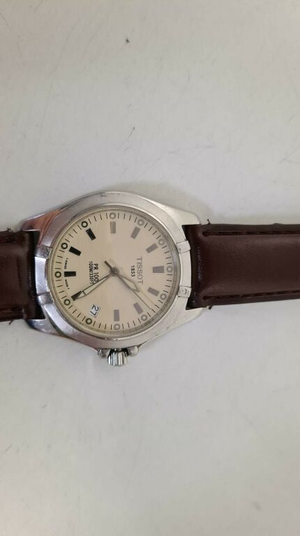 zegarek-tissot-pr100-rodzaj-cyfrowe