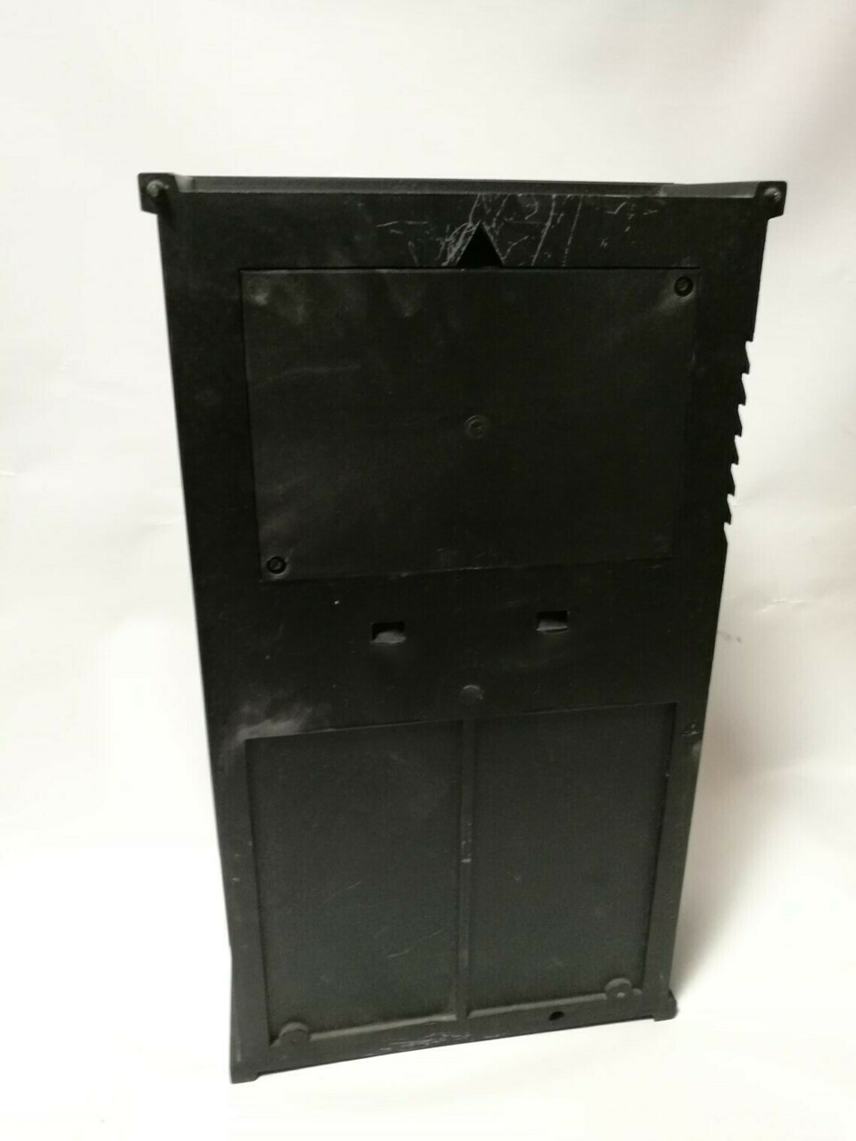 piekny-stary-zegar-metron-wiszacy-stan-do-renowacji