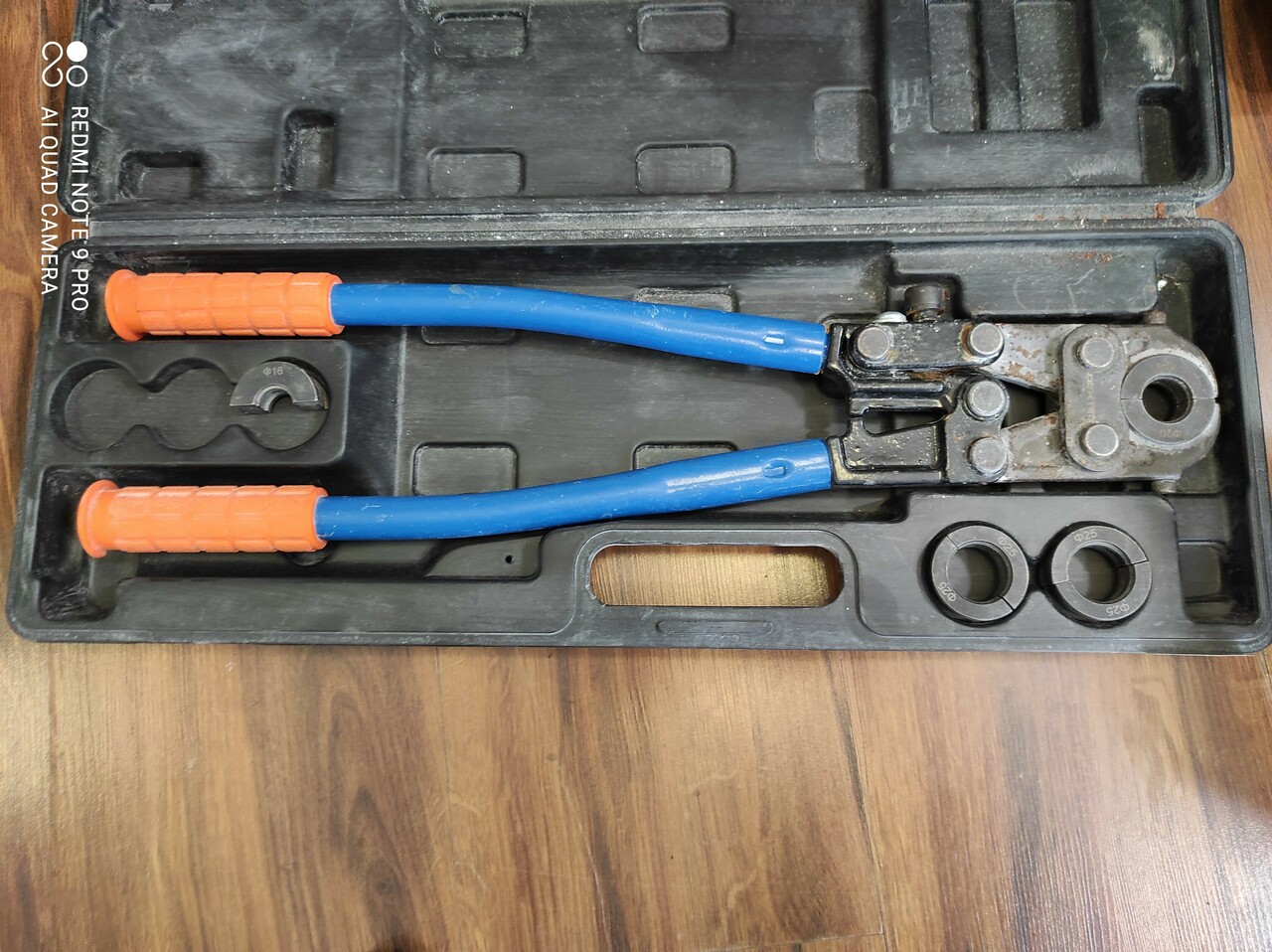 zaciskarka-do-rur-pex-dexter-stan-uzywany