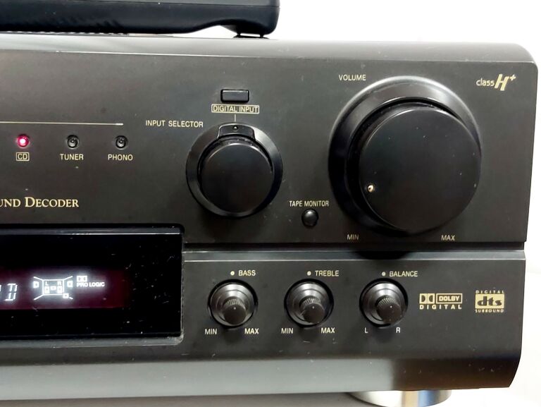 amplituner-technics-sa-dx940-pilot-marka-technics