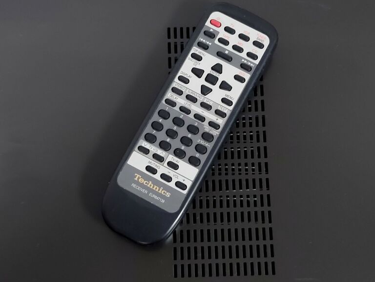 amplituner-technics-sa-dx940-pilot-kolor-czarny