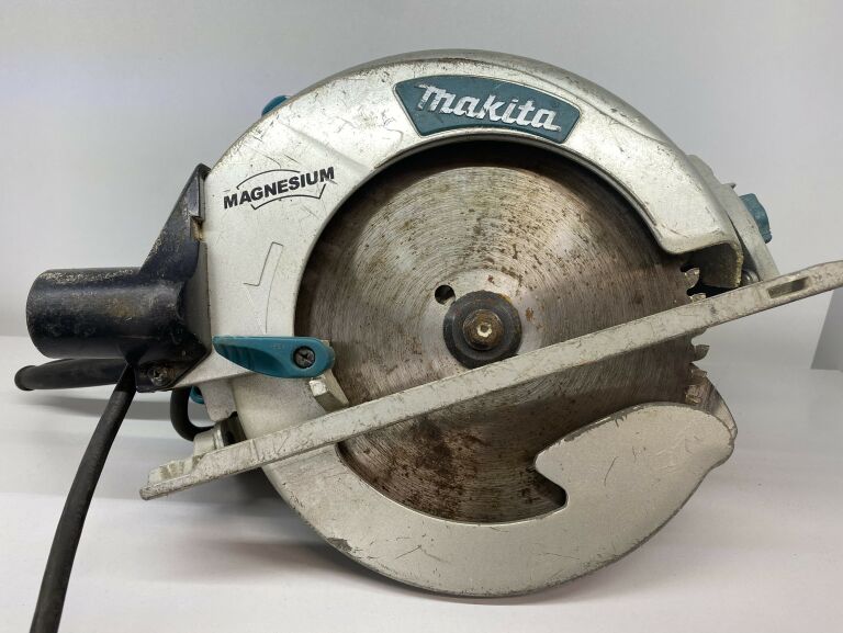 MAKITA 5008MG RĘCZNA PILARKA TARCZOWA 1800W