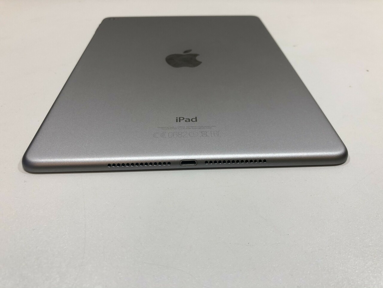 apple-ipad-air-2-space-grey-32-gb-przekatna-ekranu-97