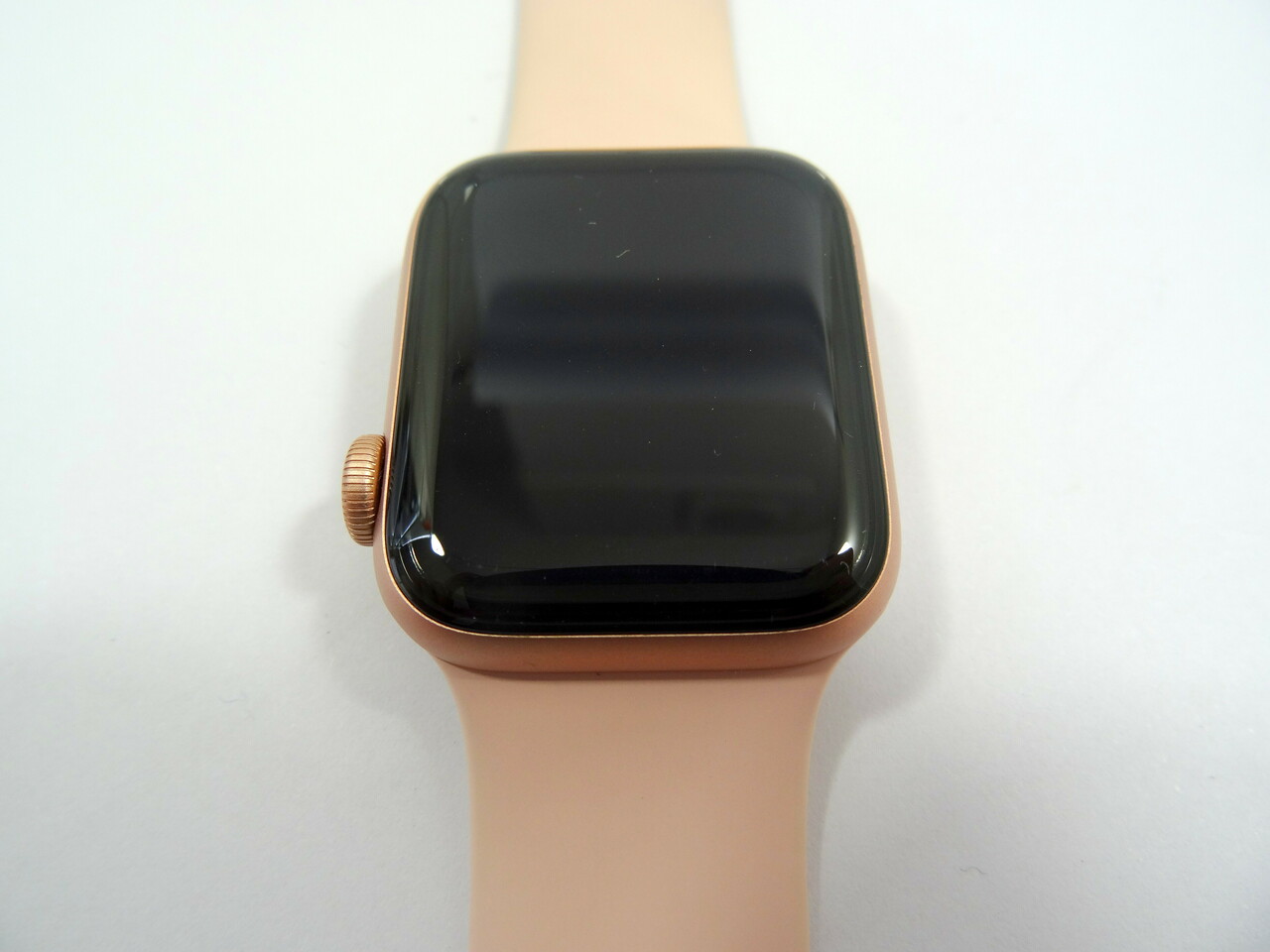 apple-watch-6-40mm-alu-goldpink-mg123wba-zlacza-brak