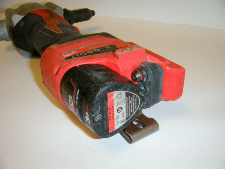 NITOWNICA ELEKTRYCZNA MILWAUKEE M12 BPRT
