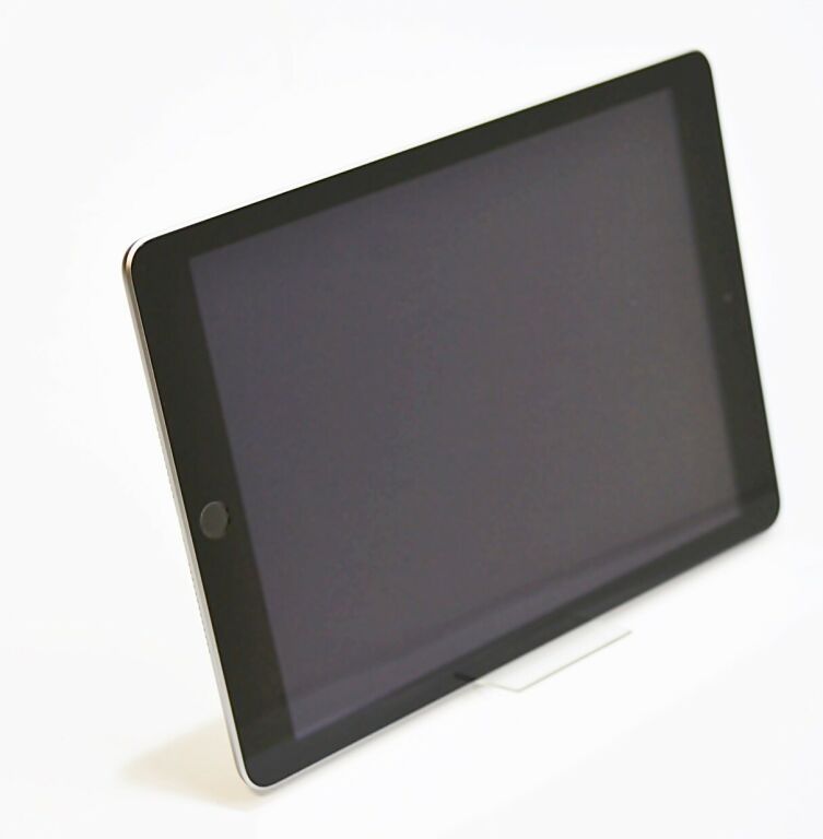 tablet-ipad-5-gen-mp2f2fda-a1822-ba-system-operacyjny-ios