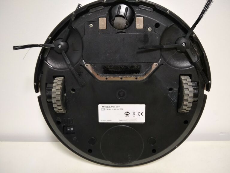 odkurzacz-automatyczny-ariete-briciola-2711-kolor-dominujacy-bialy