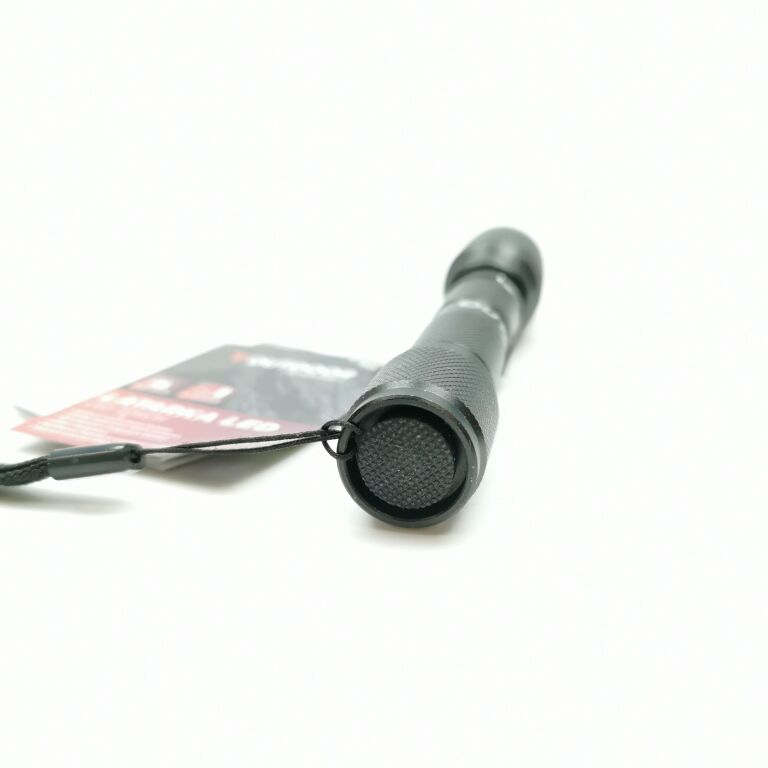 latarka-outdoor-210211-stan-powystawowy