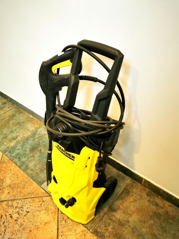 MYJKA CIŚNIENIOWA KARCHER K4 COMPACT
