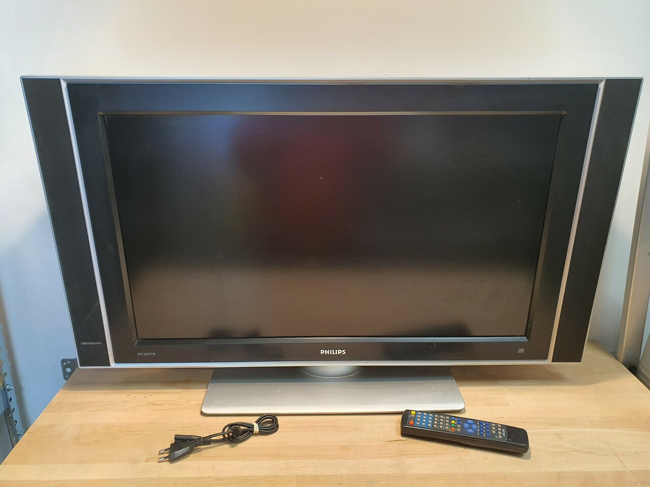 telewizor-philips-lc320w01-polecam-osiedle-centrum-d1-krakow