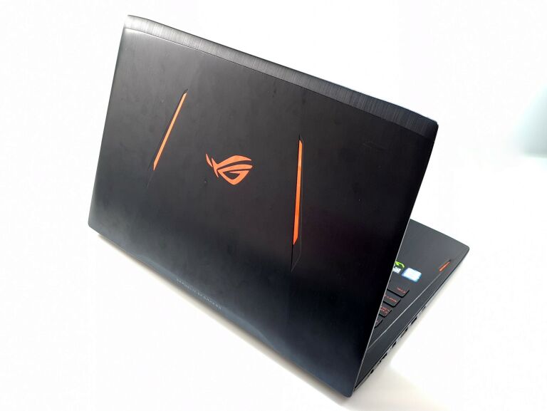 LAPTOP ASUS ROG STRIX GL502VM
