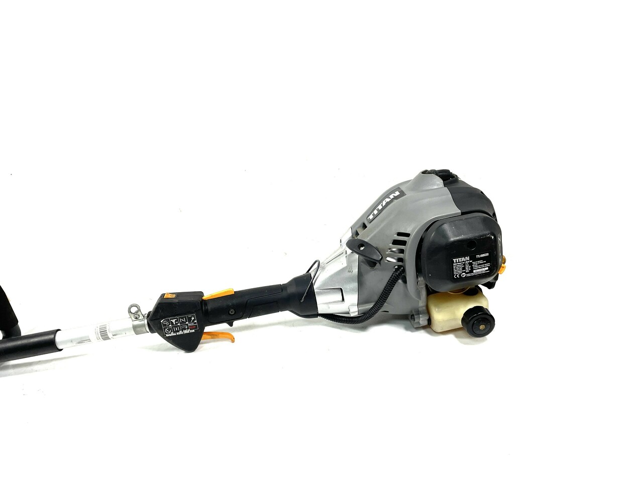 podkaszarka-titan-ttl488gdo-noze-marka-titan