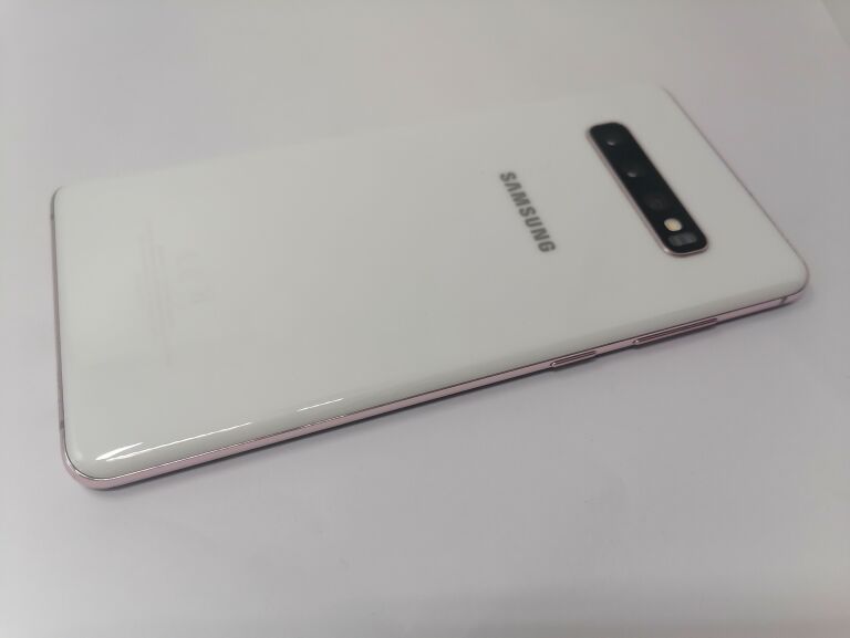 telefon-samsung-s10-plus-pojemnosc-akumulatora-4100