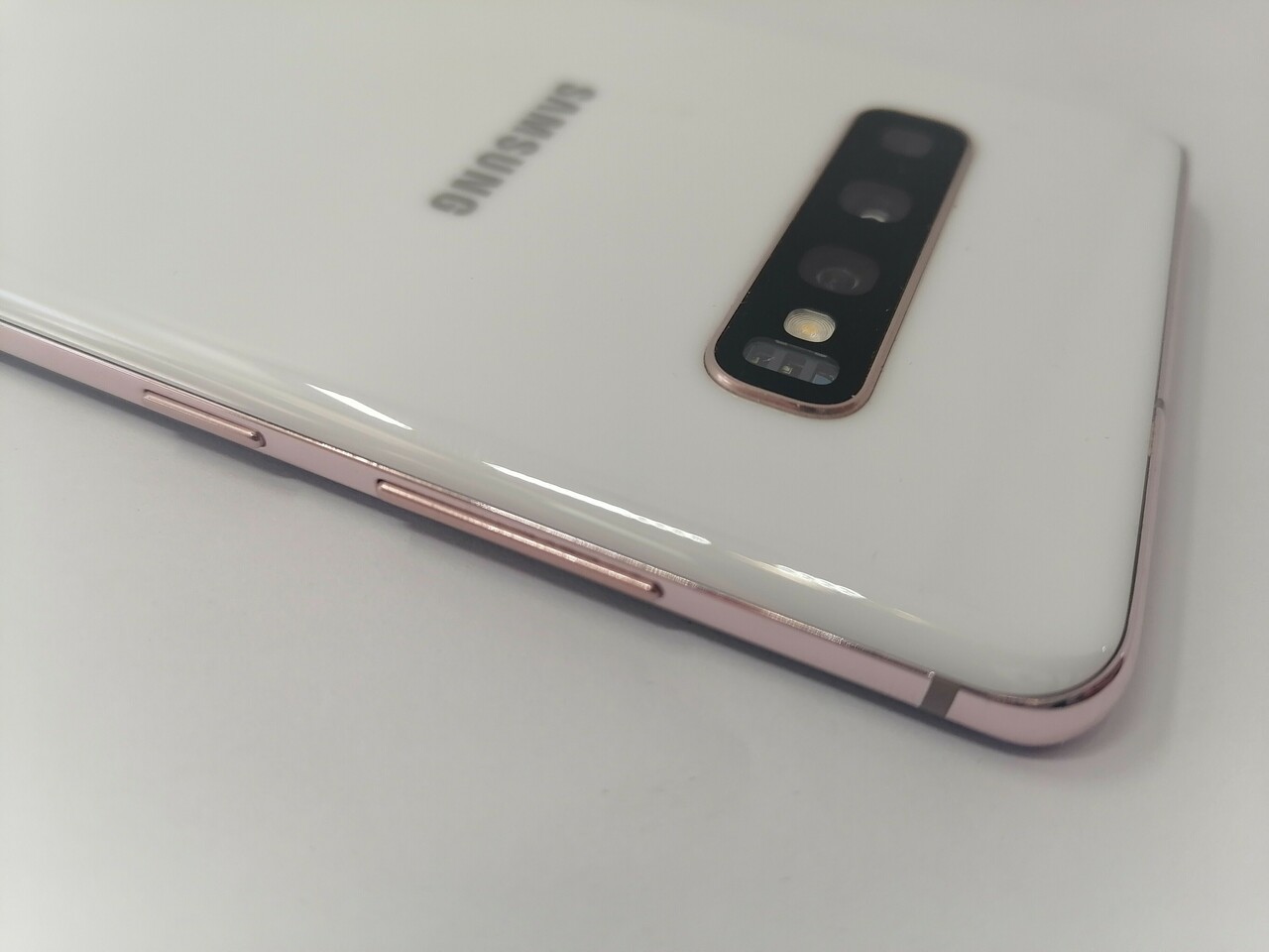 telefon-samsung-s10-plus-komunikacja-bluetooth