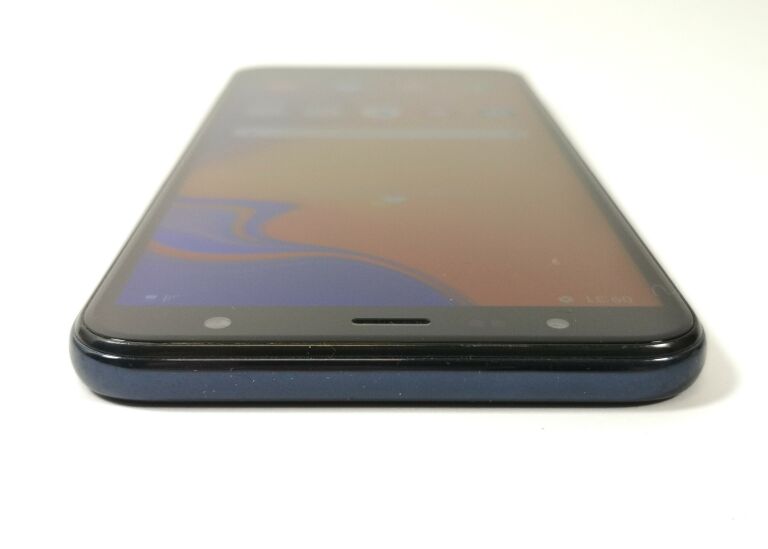 telefon-samsung-galaxy-j6-plus-ean-8801643506803