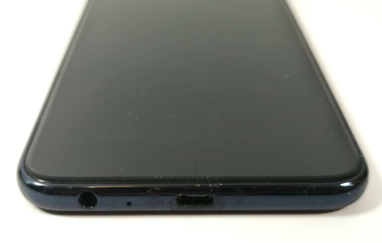 telefon-samsung-galaxy-j6-plus-pamiec-ram-3-gb