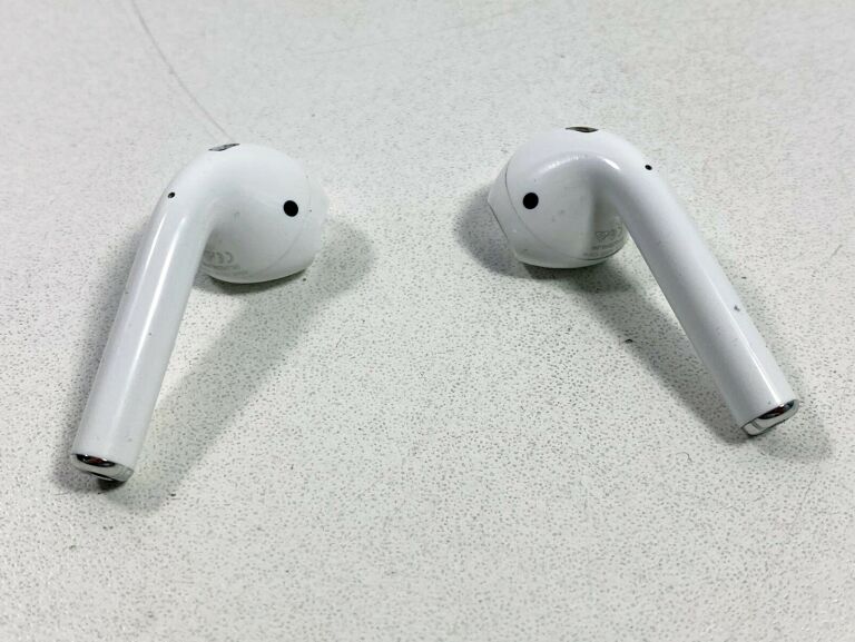 sluchawki-apple-airpods-2-a1938-kod-producenta-a1938