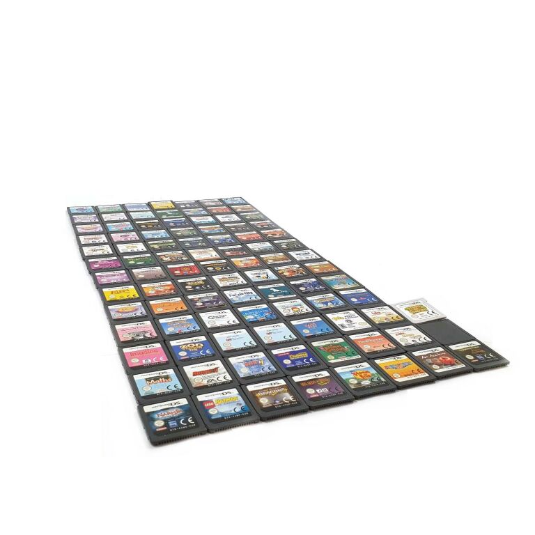 kolekcja-94-gier-nintendo-dsi-xl-traugutta-295-rydultowy