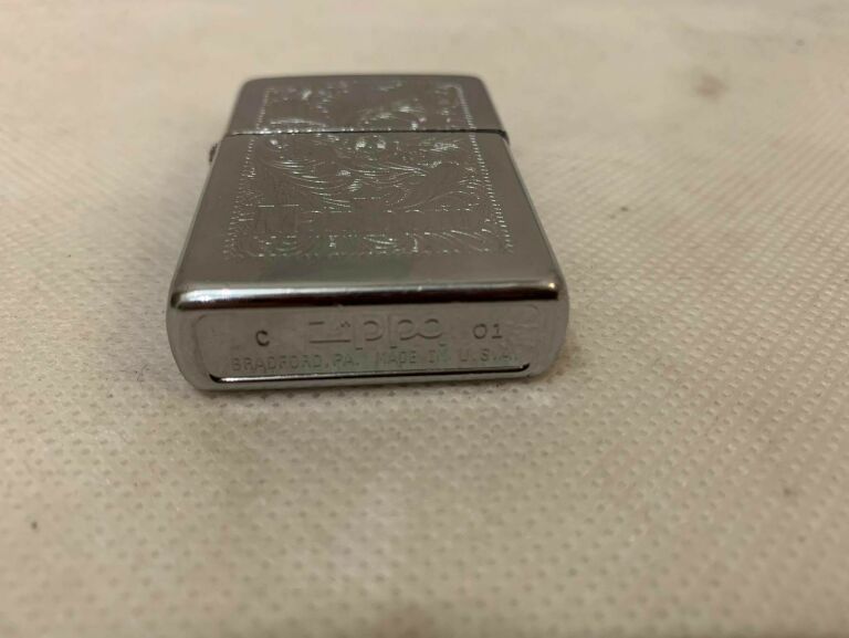 ZAPALNICZKA ZIPPO MARLBORO +POKROWIEC