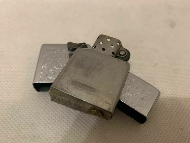 ZAPALNICZKA ZIPPO MARLBORO +POKROWIEC