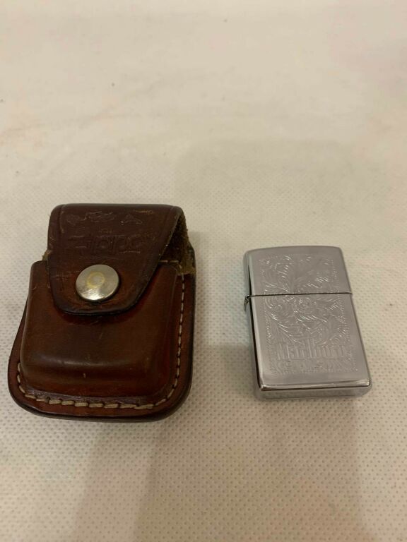 ZAPALNICZKA ZIPPO MARLBORO +POKROWIEC