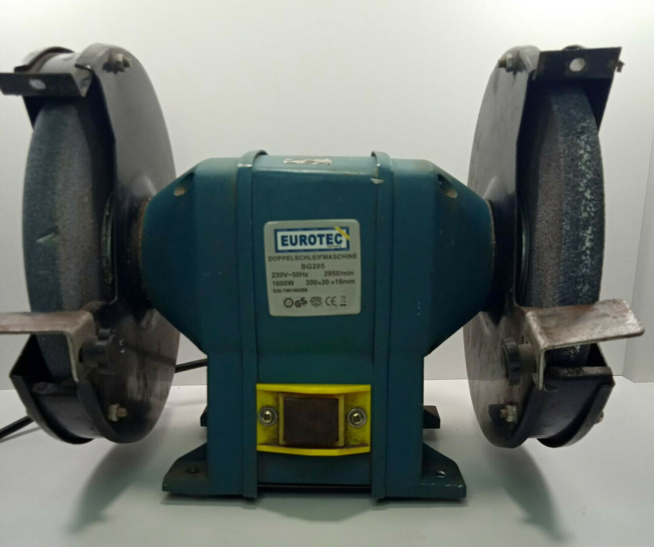 szlifierka-stolowa-eurotec-bg205-1700w-ak-11-elk