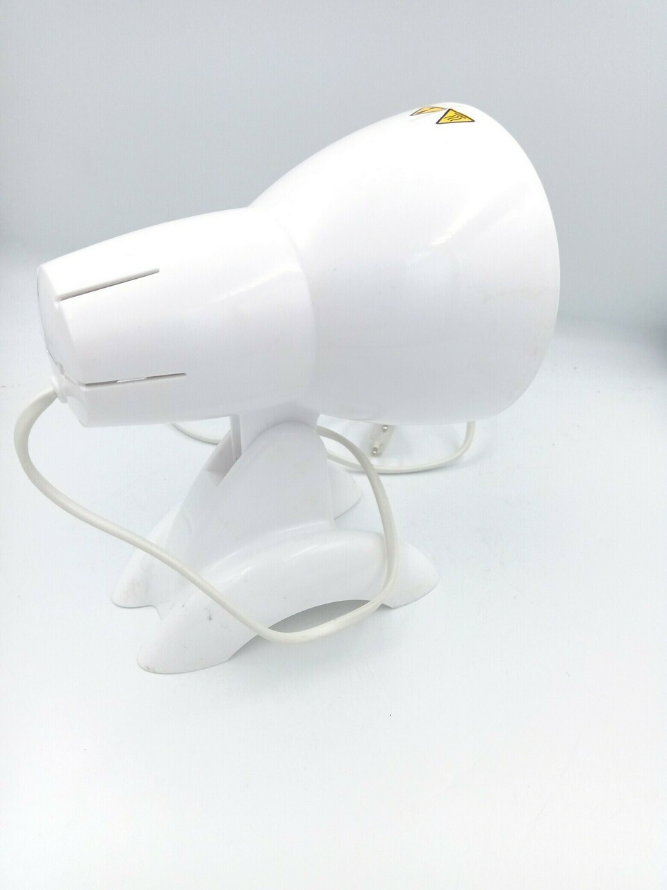 lampa-lecznicza-momert-3000-cechy-dodatkowe-brak