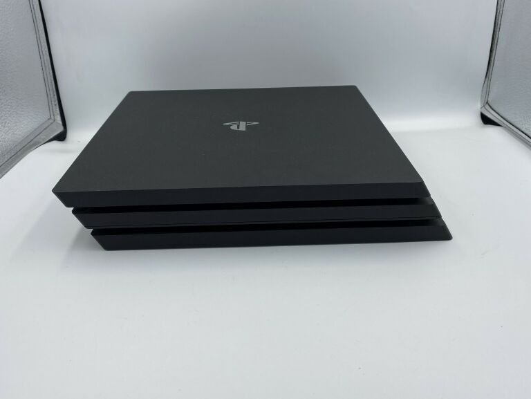 konsola-ps4-pro-1tb-wersja-playstation-4-pro
