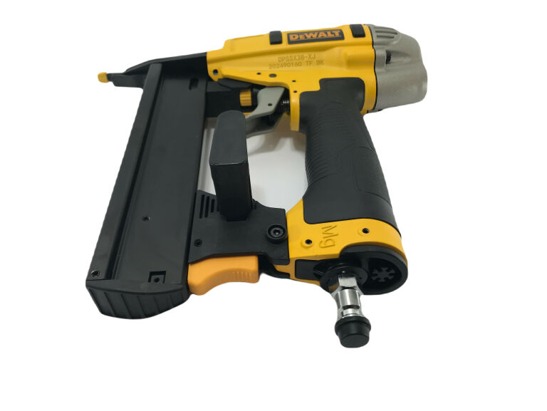 GWOŹDZIARKA PNEUMATYCZNA DEWALT DPSSX38-XJ