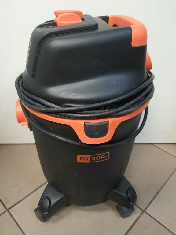 odkurzacz-przemyslowy-blackdecker-bxvc20pte-informacje-dodatkowe-funkcja-dmuchawy