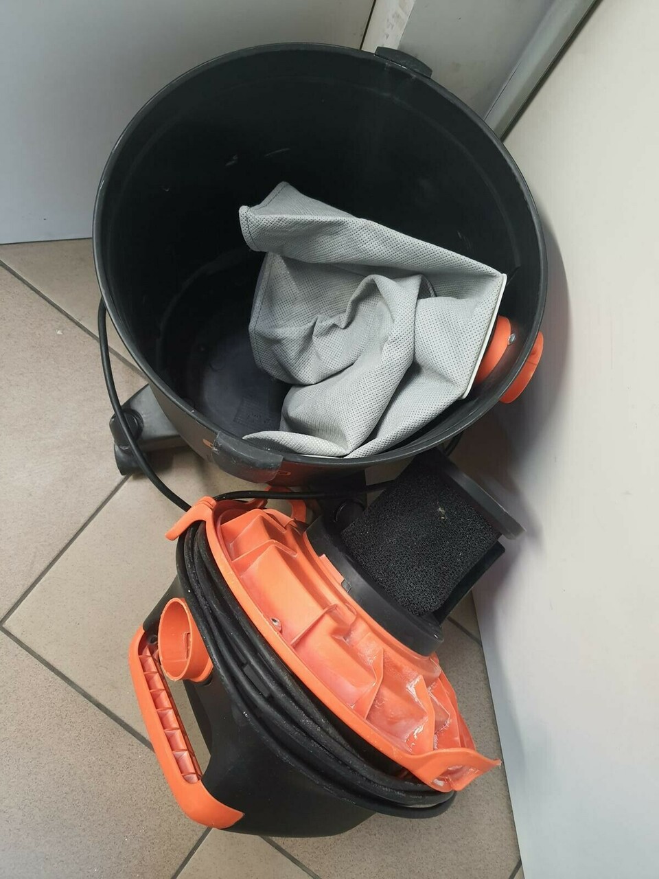 odkurzacz-przemyslowy-blackdecker-bxvc20pte-product-id