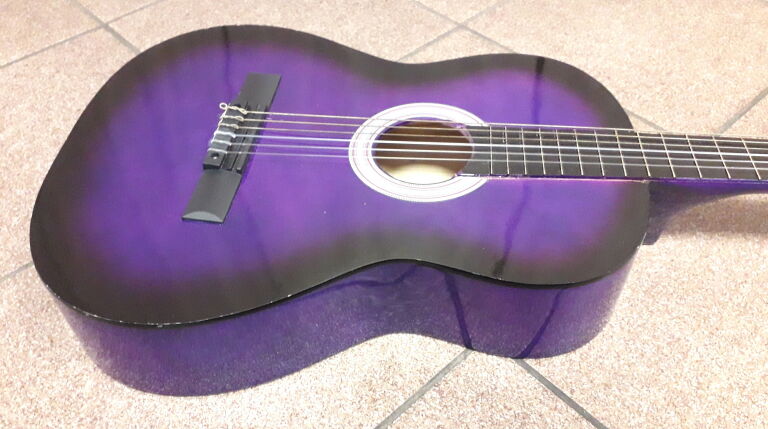 GITARA KLASYCZNA FIOLETOWA