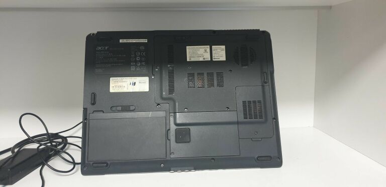 ACER ASPIRE 3690 1,60GHZ/512MB/40 GB/WIN 7 UL
