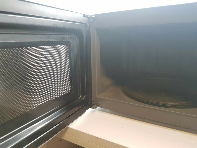 KUCHENKA MIKROFALOWA HAIER HSA-207MS 1080W