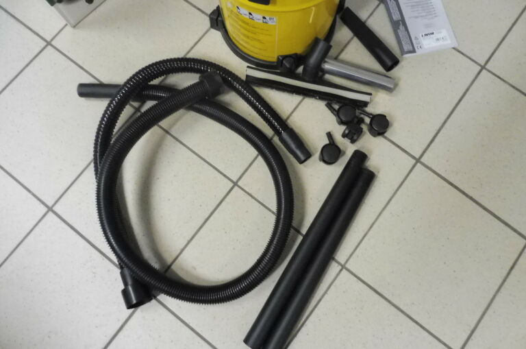 LAVOR ODKURZACZ UNIWERSALNY WX 4W1 KARTON