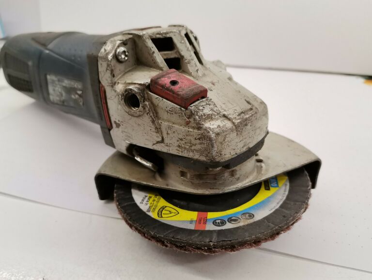 SZLIFIERKA BOSCH GWS 13-125 CIE 1300W