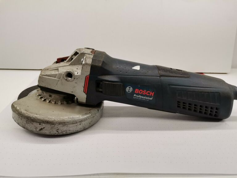 SZLIFIERKA BOSCH GWS 13-125 CIE 1300W