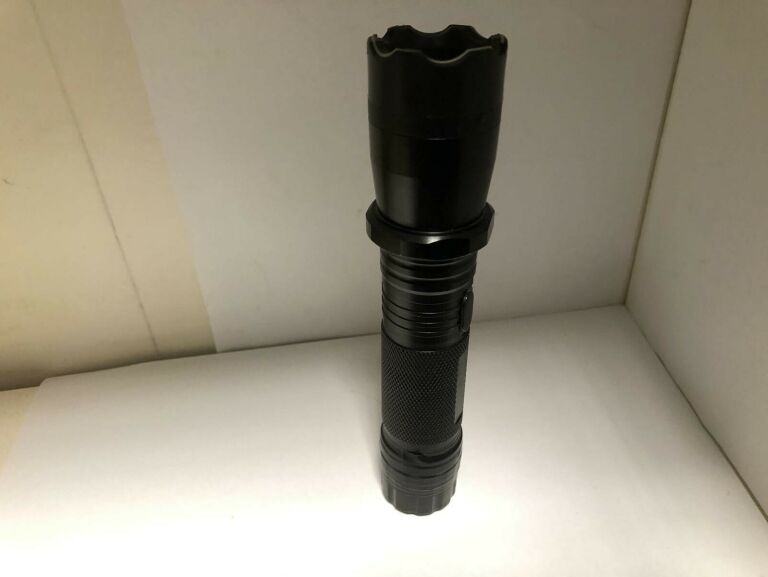 1101 TYPE LIGHT FLASHLIGHT PLUS KOMPLET