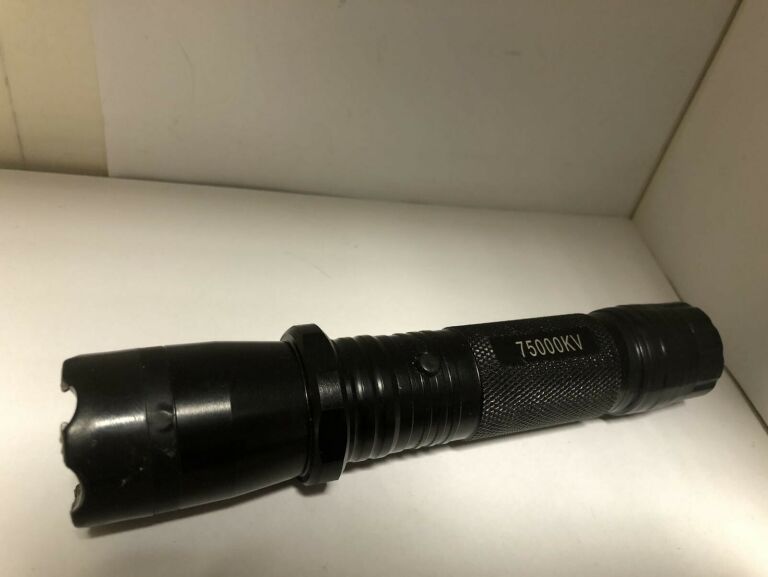 1101 TYPE LIGHT FLASHLIGHT PLUS KOMPLET