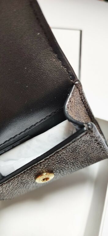 MICHAEL KORS PM- 2007 ETUI NA SLUCHAWKI