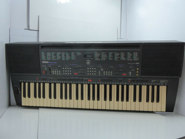 KEYBOARD YAMAHA PSR-400