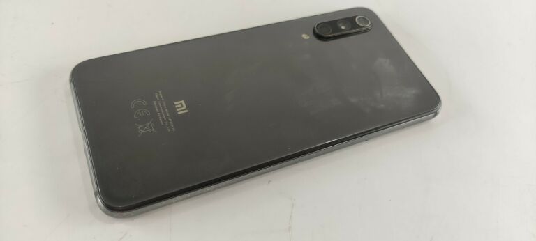 TELEFON XIAOMI MI 9 SE PUD BRAK DŹWIĘKU W TELEFON