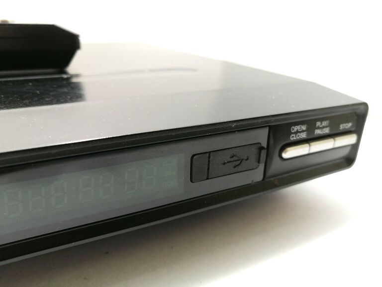 ODTWARZACZ DVD EASY ET-612 HD