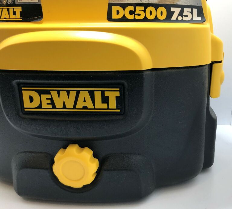 ODKURZACZ PRZEMYSŁOWY DEWALT DC500 KOMPLET