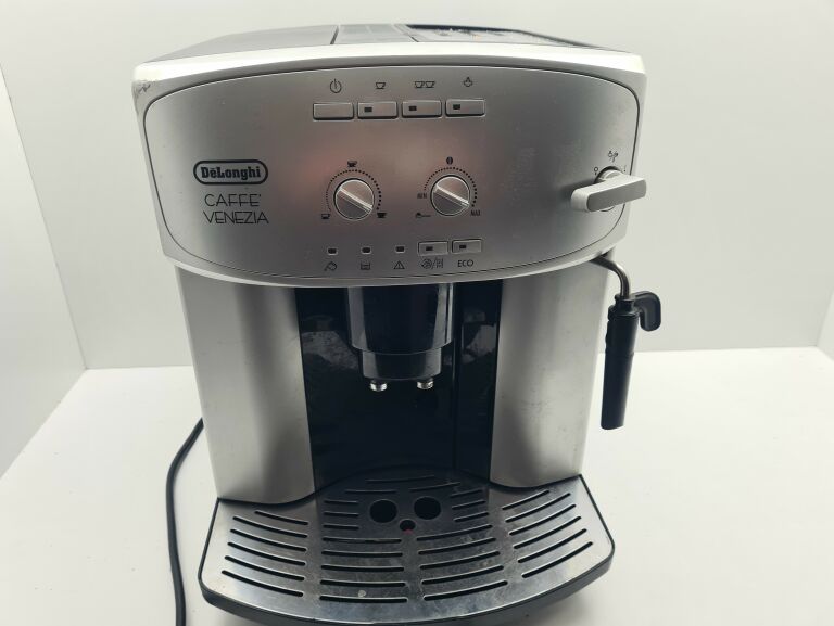 EKSPRES DELONGHI CAFFE VENEZIA ESAM 2200