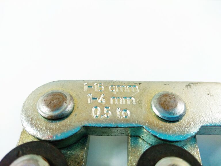 uchwyt-szczekowy-do-napinania-lin-i-przewodow-kosciuszki-3-strzelin-ww