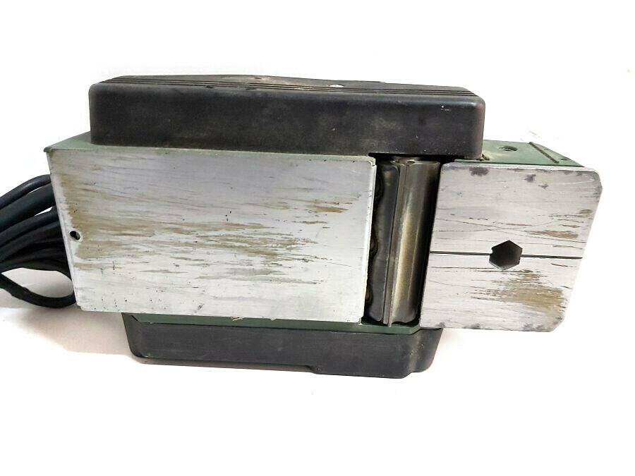 strug-elektryczny-bosch-pho-100-glebokosc-strugania-1