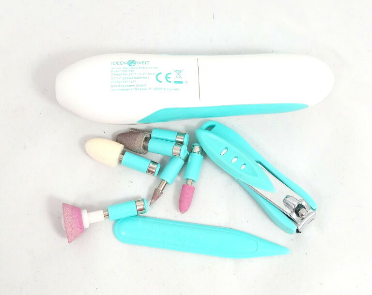ZESTAW DO MANICURE I PEDICURE IDEEN WELT ROSSMAN