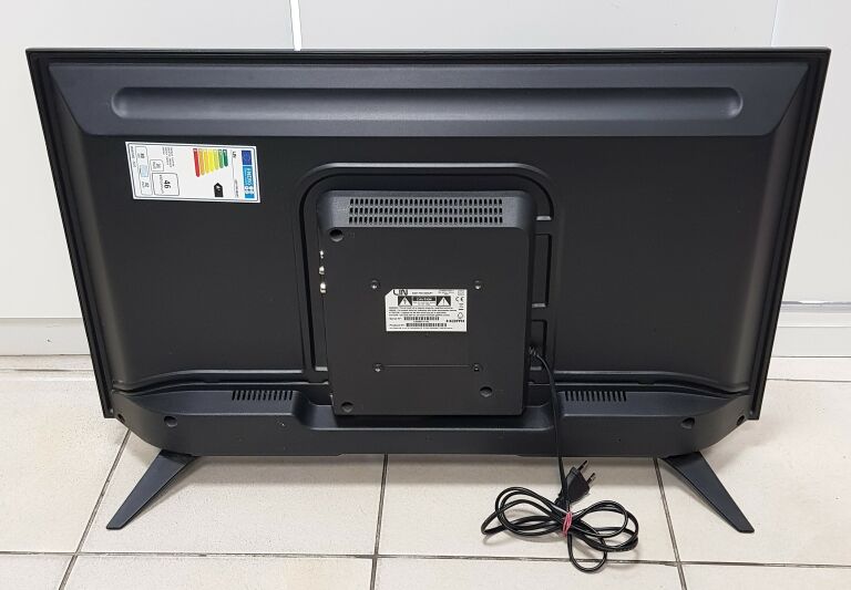 TV LIN 32D1700 SMART TV